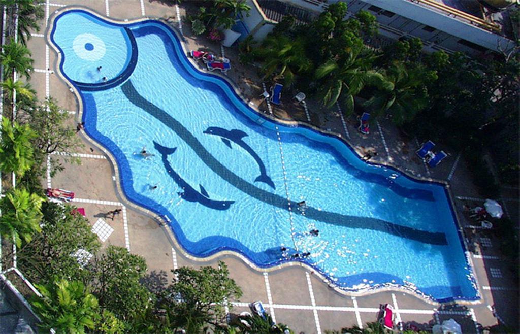 Royal Twins Palace Hotel Pattaya Buitenkant foto